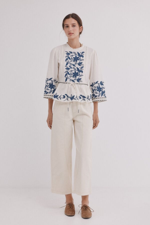 Hoss Intropia Cordelia. Blusa bordados Marfil