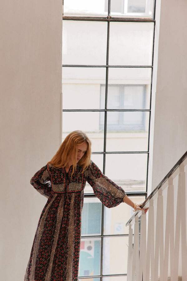 Hoss Intropia Ariane. Vestido estampado. Estampado rojo