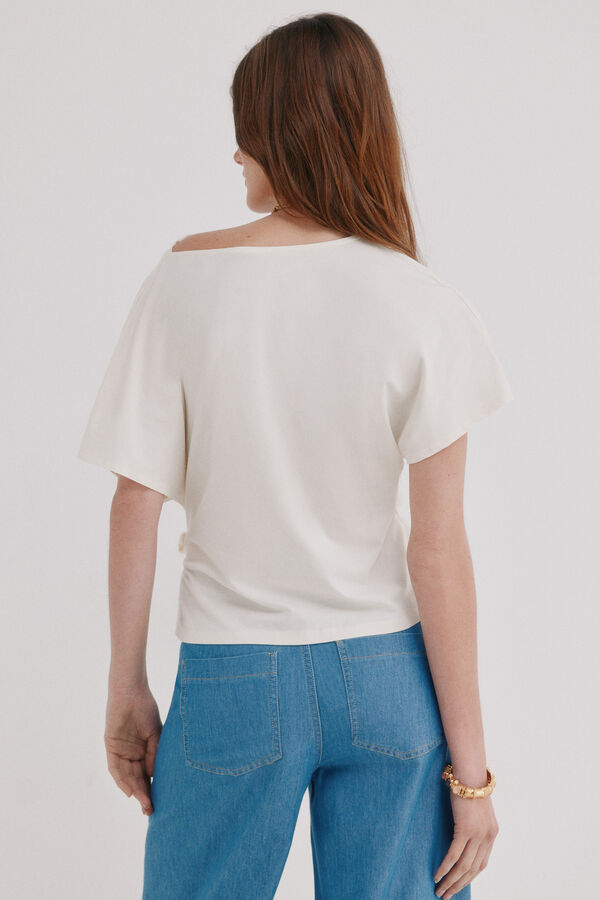 Hoss Intropia Mele. T-shirt em tecido fluido Beige