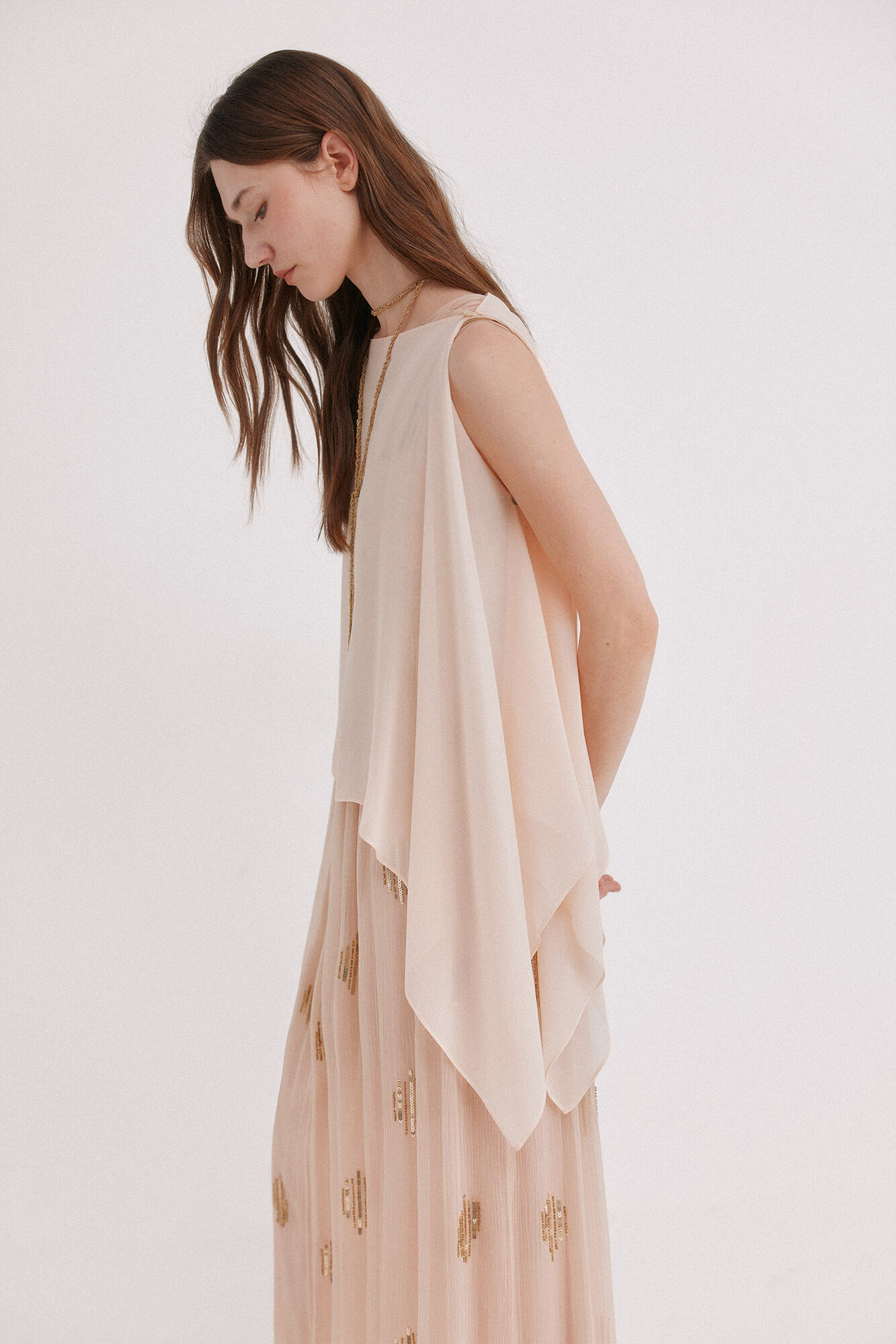 Hoss Intropia Larisa. Capa fluida