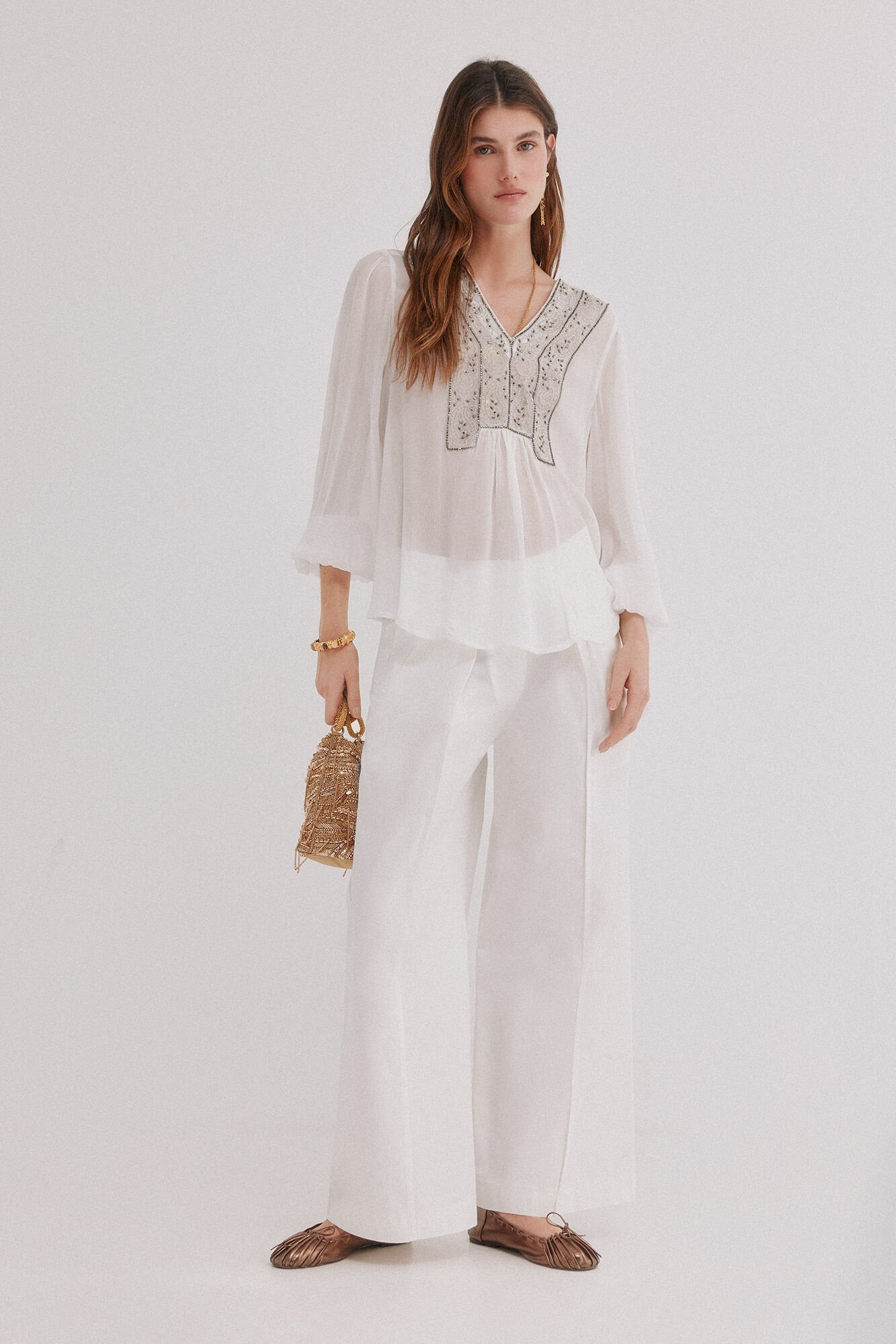 Hoss Intropia Carla. Blusa bordada