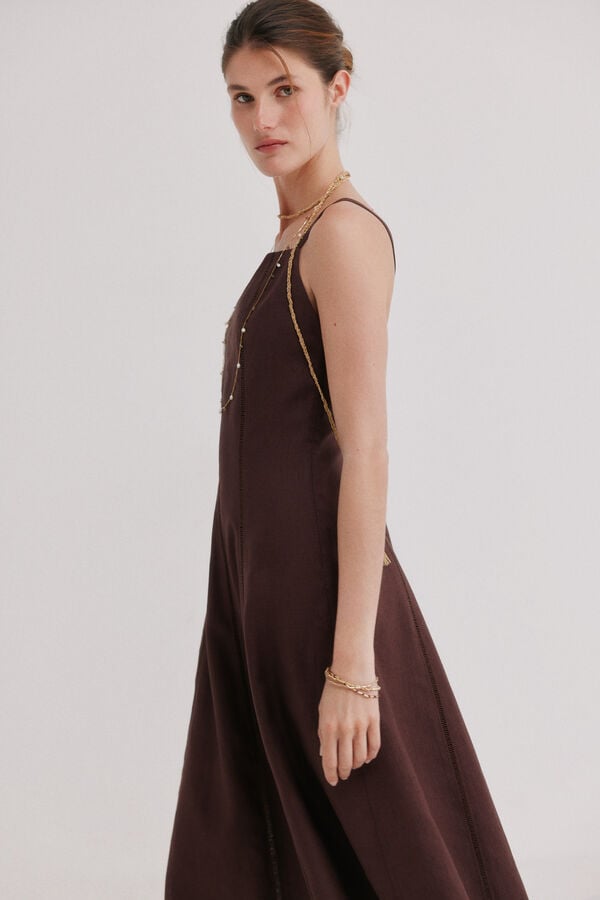 Hoss Intropia Antonela. Vestido midi em linho Castanho