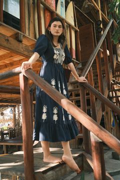 Hoss Intropia Amelia. Vestido bordado. Azul