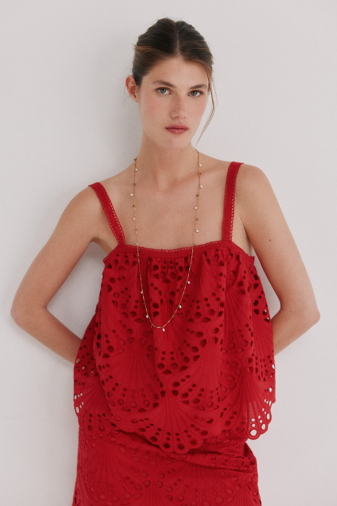 Hoss Intropia Cristina. Blusa calada