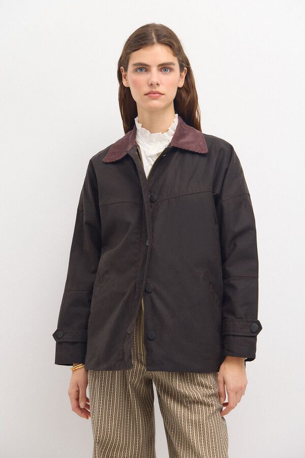Hoss Intropia Dalila. Parka corta encerada Marron oscuro