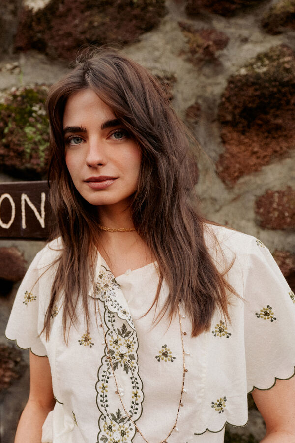 Hoss Intropia Malena. T-shirt gola redonda Beige