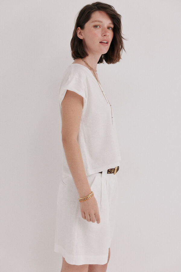 Hoss Intropia Monike. T-shirt de manga curta com decote em bico Beige