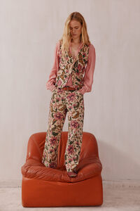 Hoss Intropia Enriqueta. Chaleco estampado Marfil
