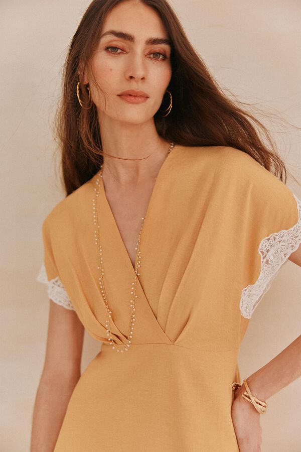 Hoss Intropia Amanda. Vestido lencero Arena