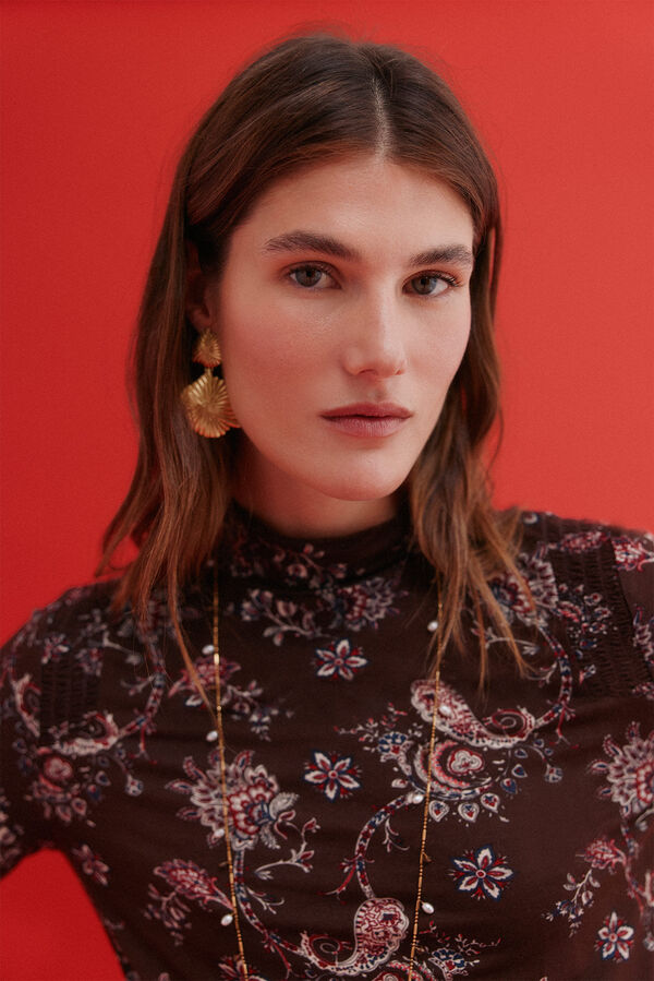 Hoss Intropia Mar. Camiseta estampada Estampado Marron