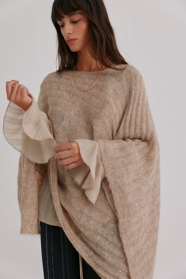 Hoss Intropia Näelle. Capa de malha Beige