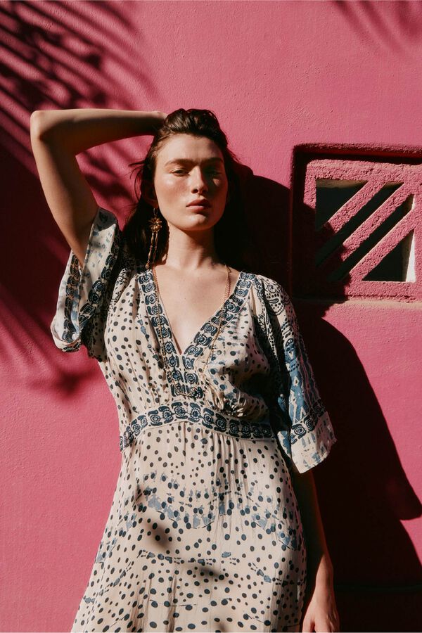Hoss Intropia Amelia. Vestido bordado. Beige