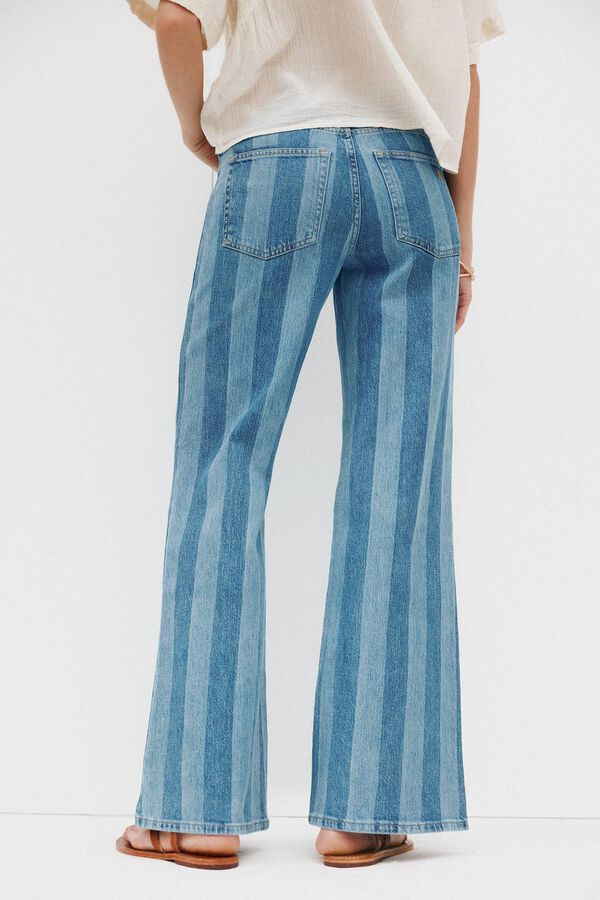 Hoss Intropia Blanca. Jeans riscas Azul