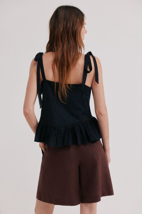 Hoss Intropia Matilda. Top fluido Preto