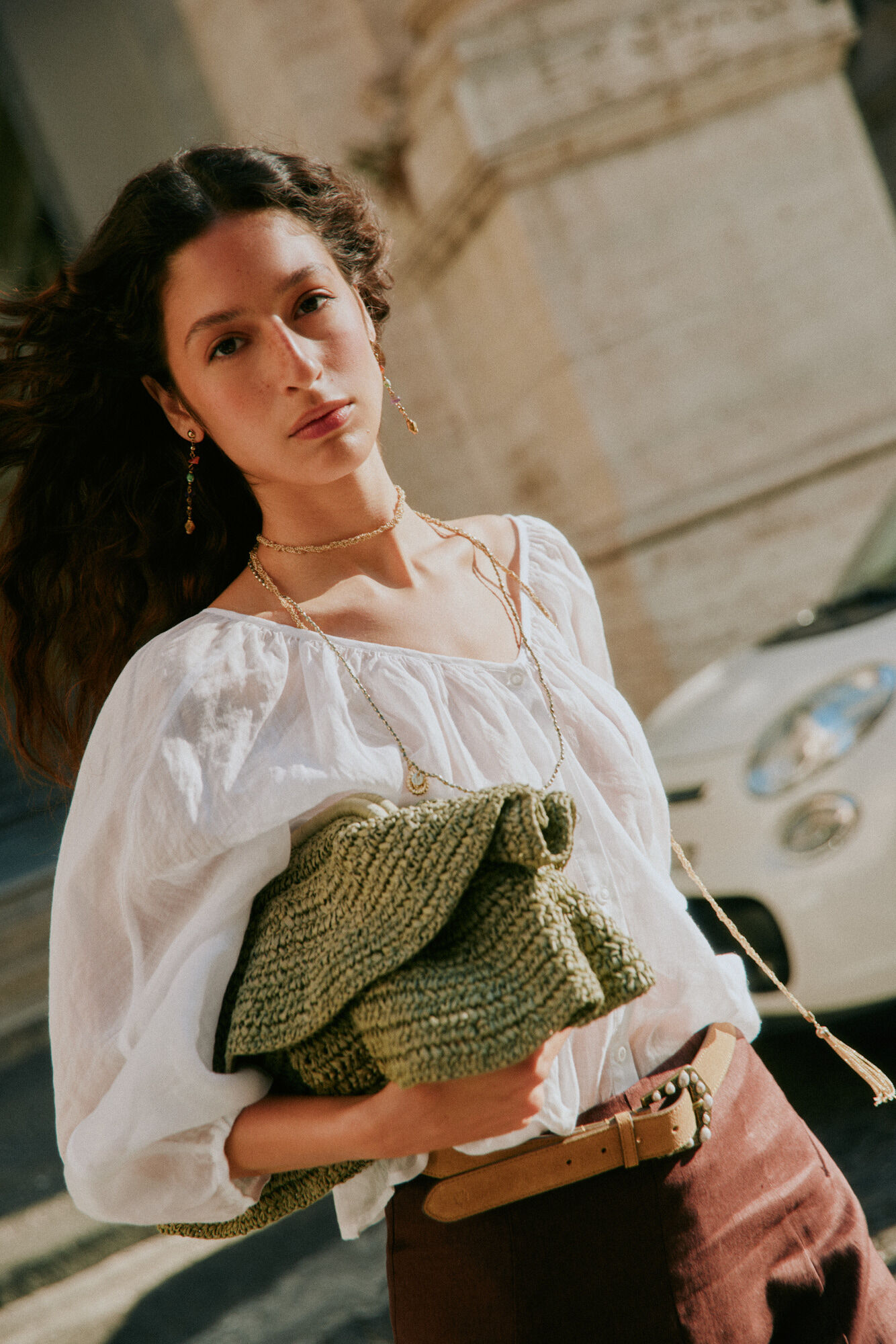 Hoss Intropia Nagore. Bolso de fibras naturales con volantes