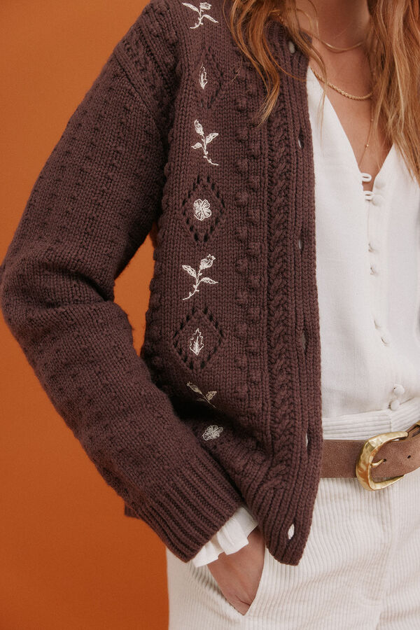 Hoss Intropia Ilena. Casaco de malha bordado Castanho