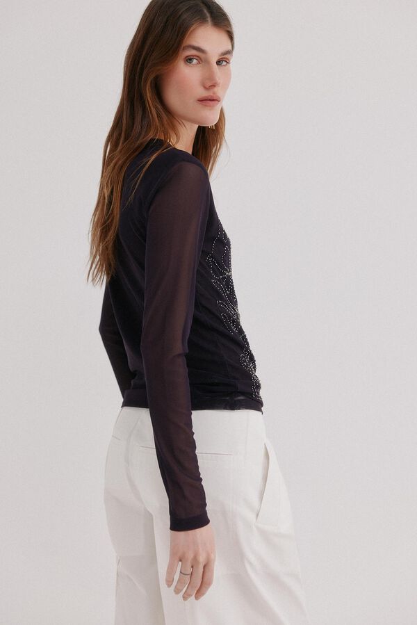 Hoss Intropia Mariana. Top bordado Lila