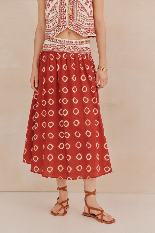 Hoss Intropia Romina. Falda estampada rojo