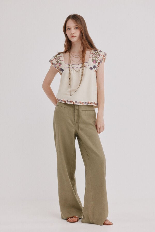 Hoss Intropia Blusa com bordados florais Cali. Subiu