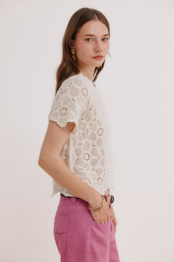 Hoss Intropia Irune. Top crochet Beige