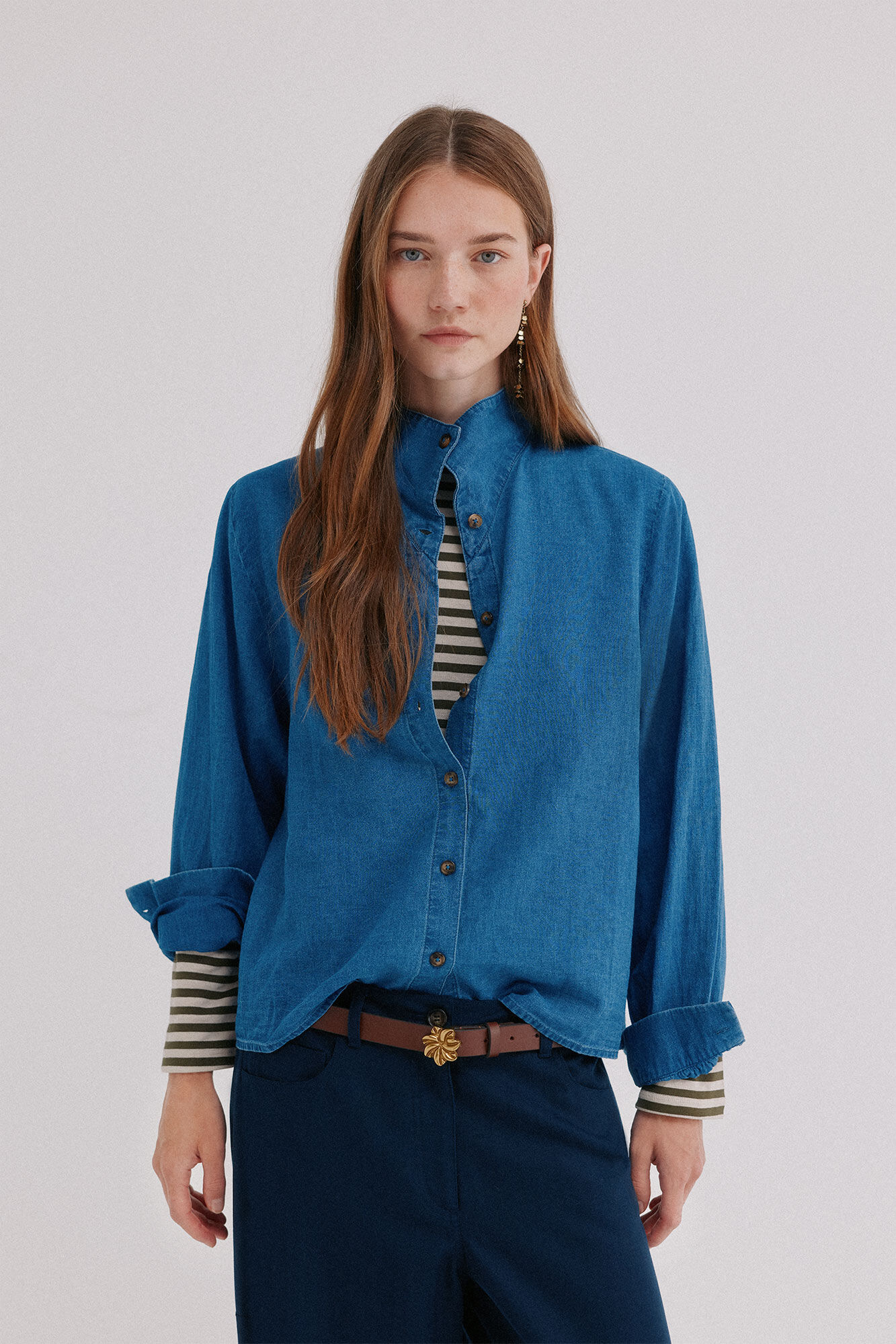 Hoss Intropia Coria. Camisa de ganga