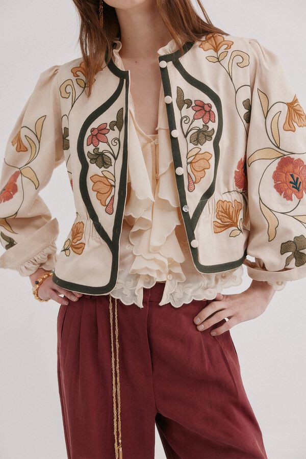 Hoss Intropia Eilana. Casaco com detalhes bordados Ecru