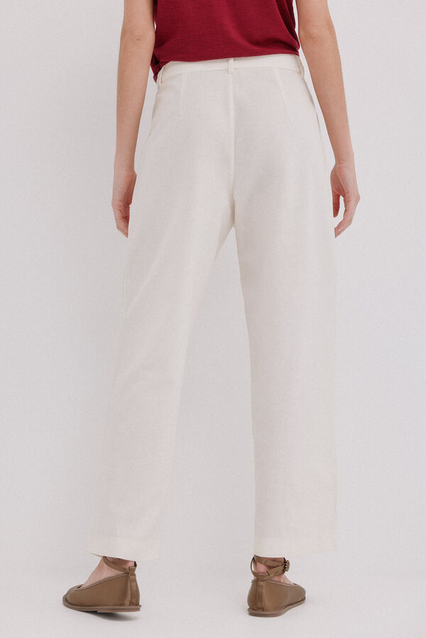 Hoss Intropia Philippa. Pantalones con pliegues Marfil