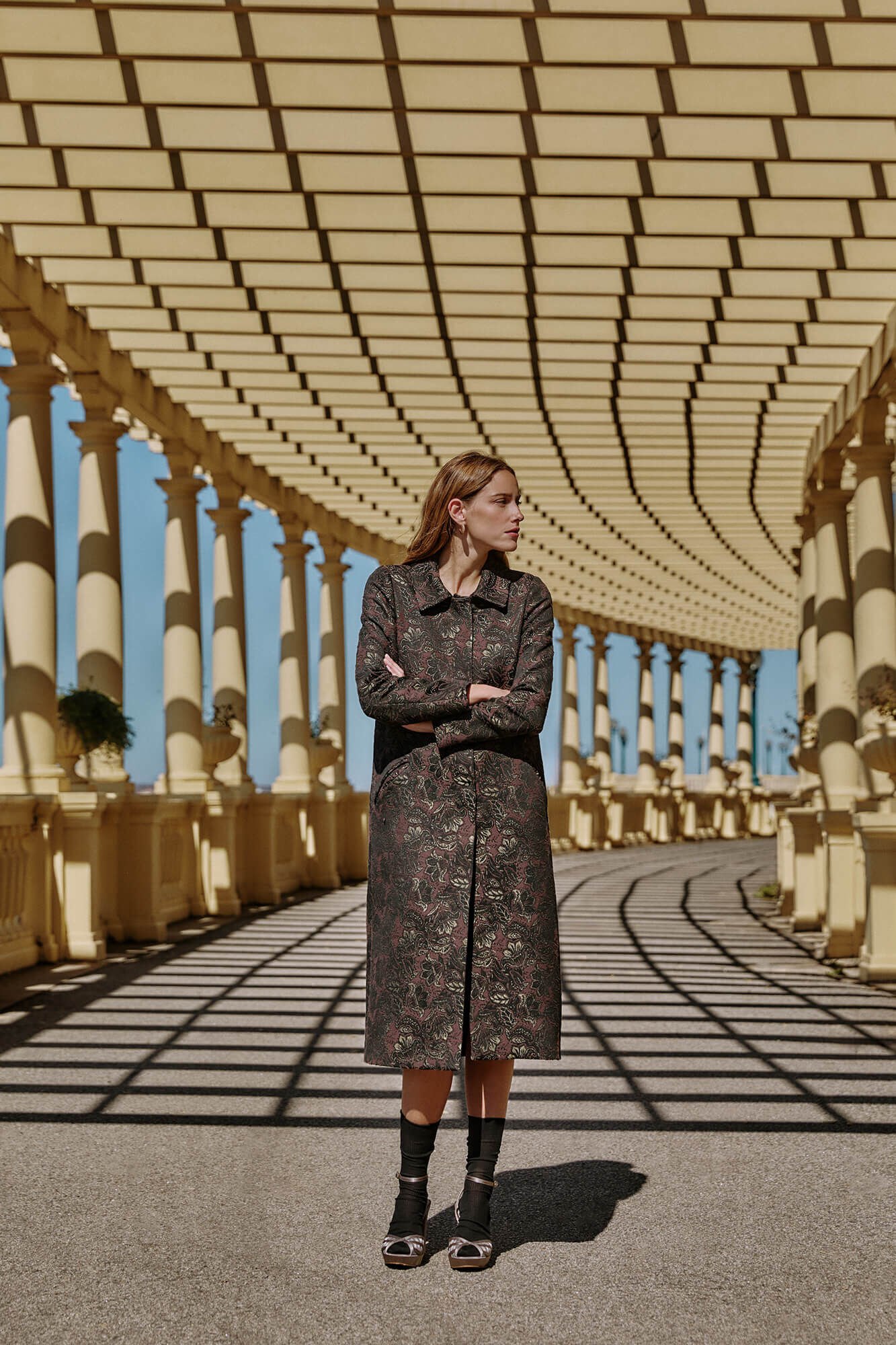 Hoss Intropia Fiorella. Sobrecasaca jacquard