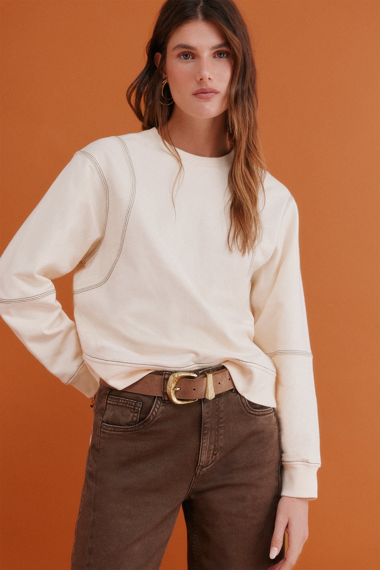 Hoss Intropia Mila. Sudadera bordada