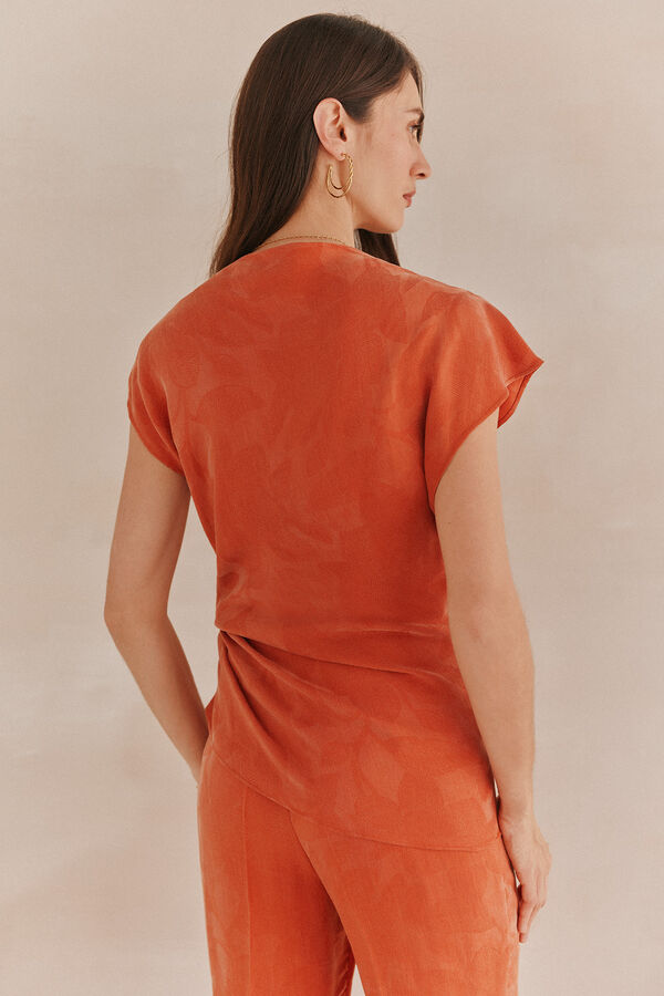 Hoss Intropia Celia. Top com nó em jacquard. Laranja