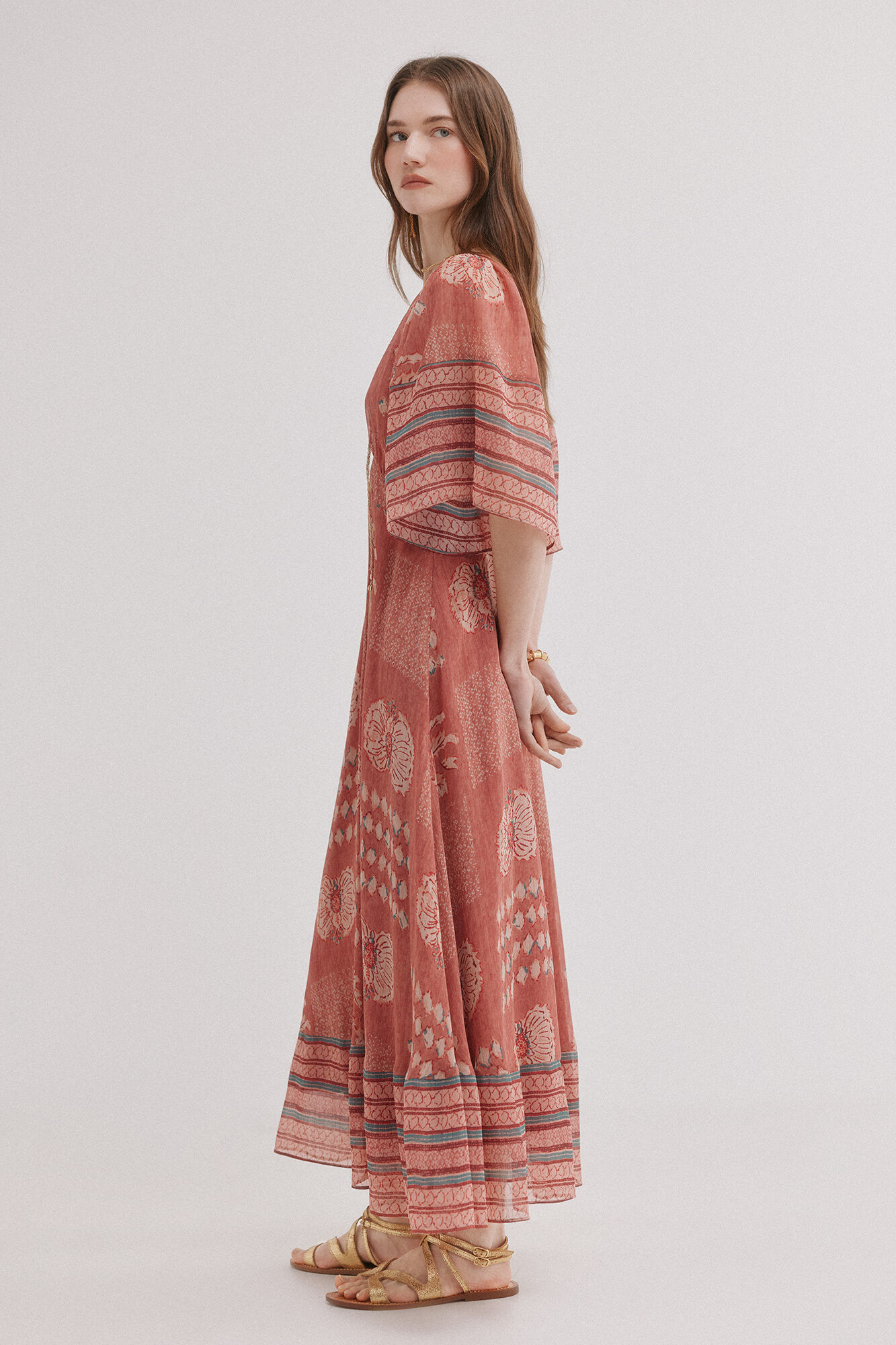 Hoss Intropia Ana. Vestido midi flu&iacute;do