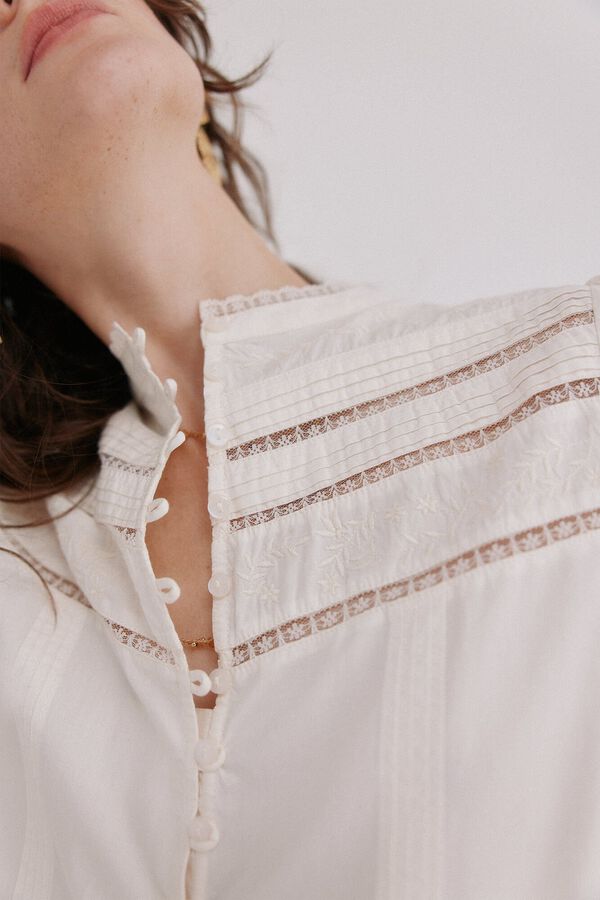 Hoss Intropia Catherine. Blusa rom&acirc;ntica Beige