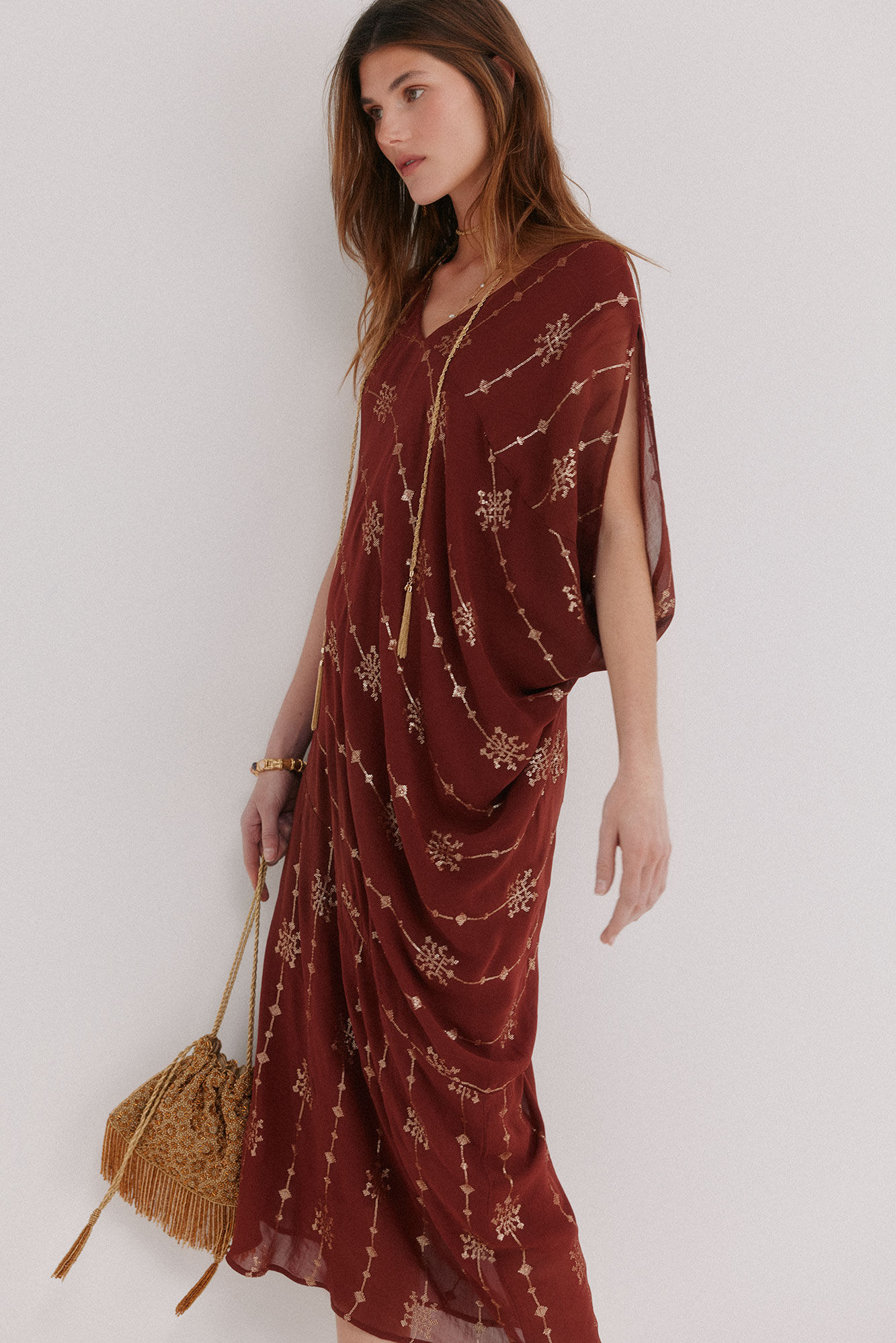 Hoss Intropia Atenea. Vestido comprido assim&eacute;trico