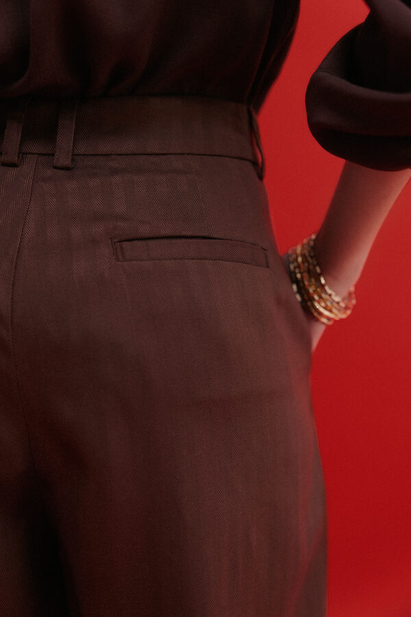 Hoss Intropia Pepa. Cal&ccedil;as de corte reto Castanho