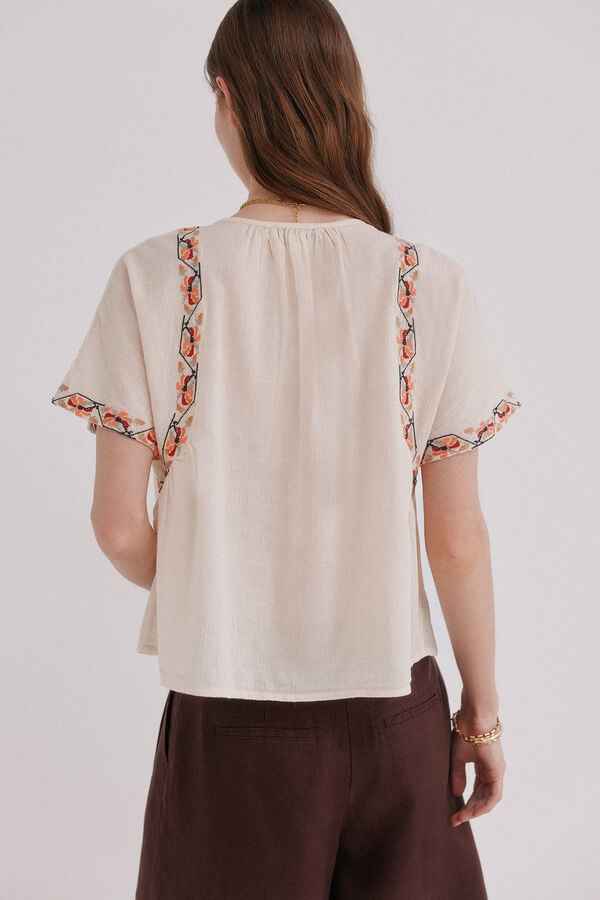 Hoss Intropia Cloe. Blusa flu&iacute;da Marfil