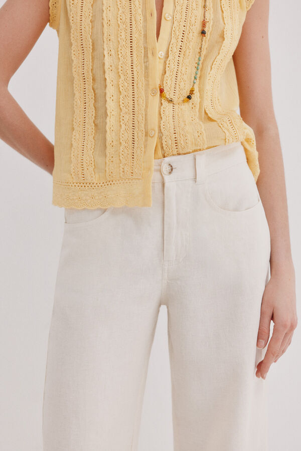 Hoss Intropia Cal&ccedil;a em linho Paupa Branco