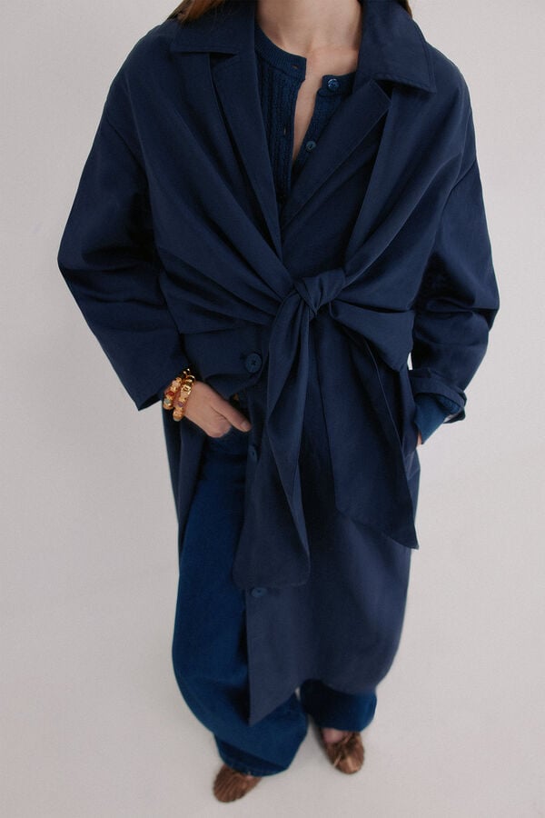 Hoss Intropia Darelle. Gabardina com la&ccedil;ada Azul