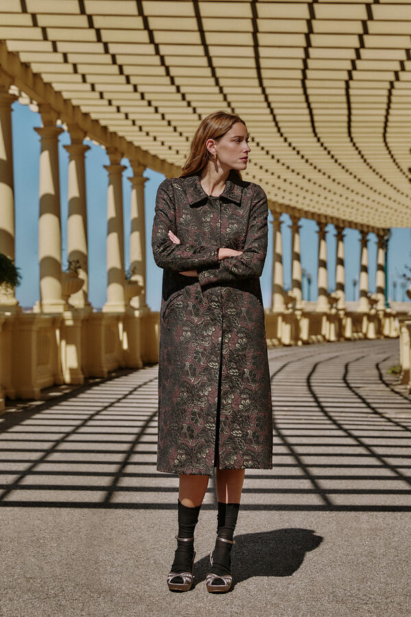 Hoss Intropia Fiorella. Sobrecasaca jacquard Cinzento