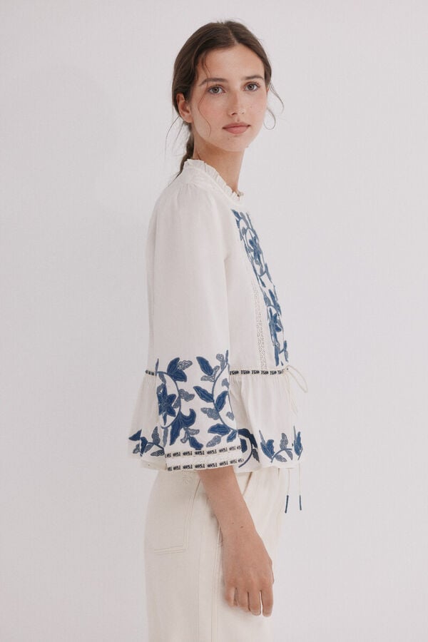 Hoss Intropia Cordelia. Blusa bordados Marfil