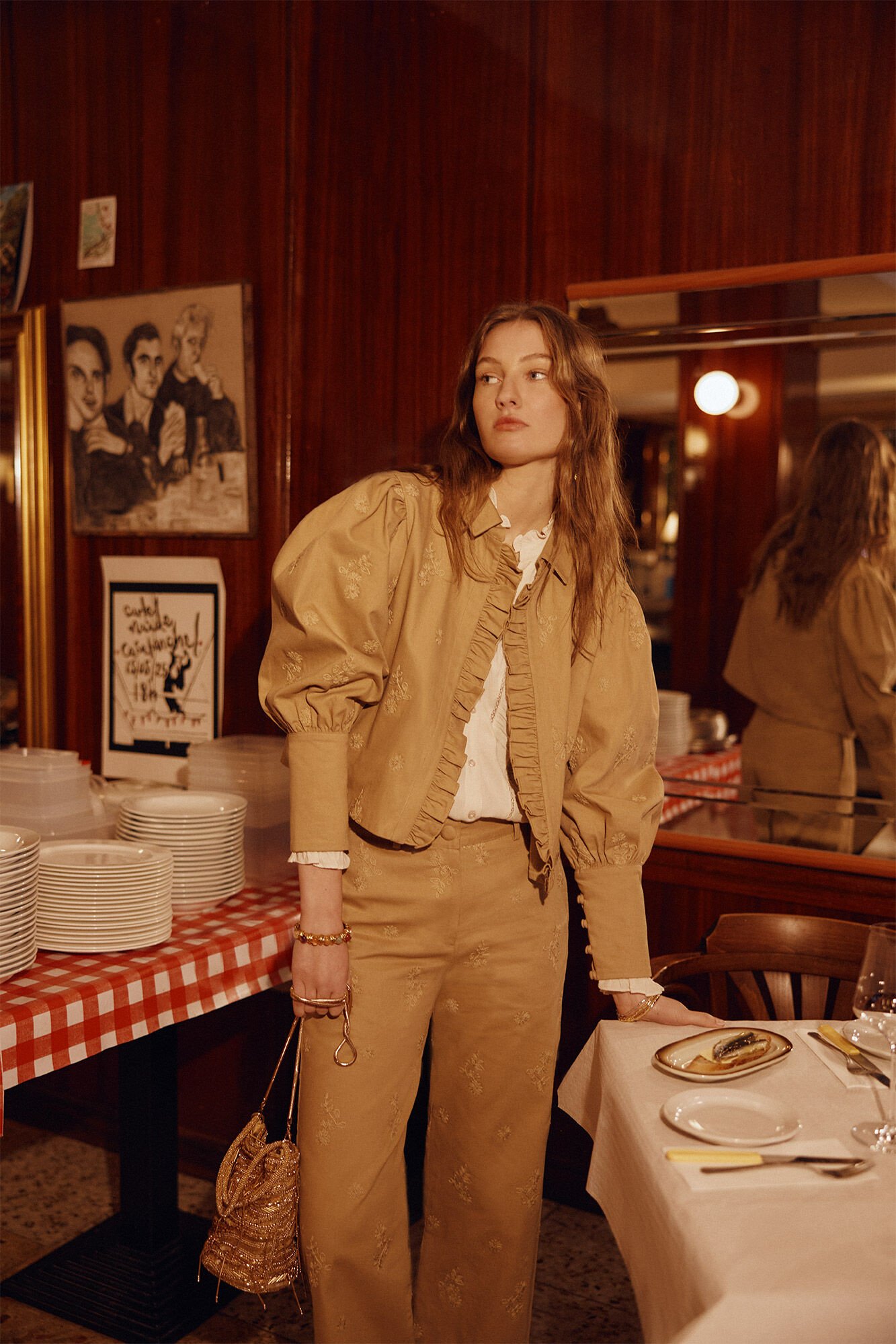 Hoss Intropia Eug&egrave;ne. Chaqueta corta