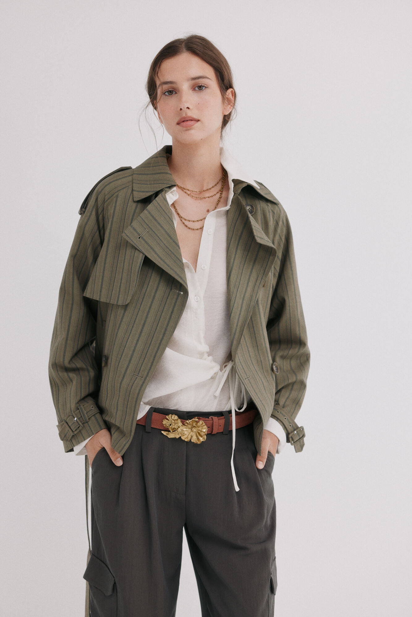 Hoss Intropia Elvira. Trench corta