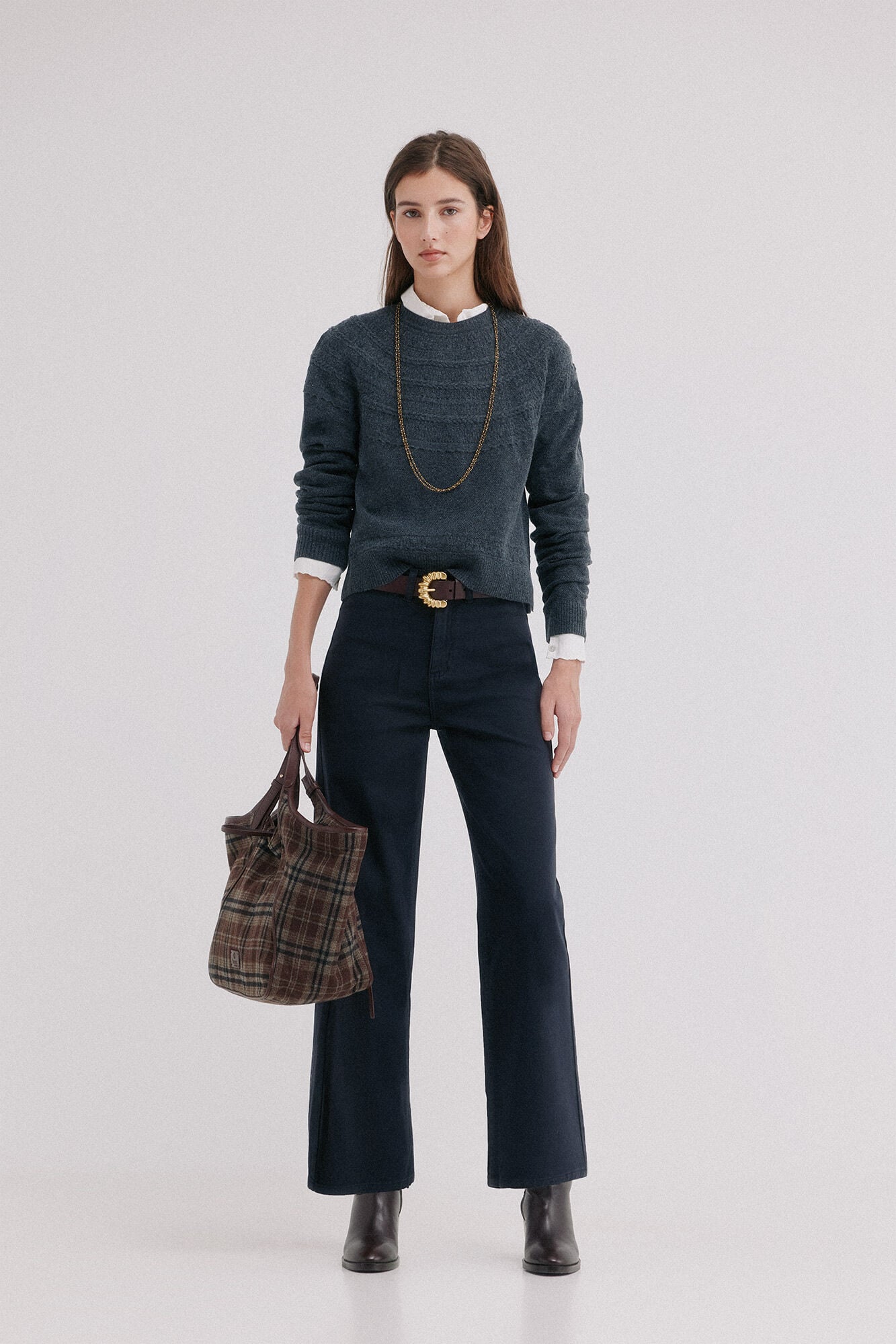 Hoss Intropia Izara. Camisola em relevo