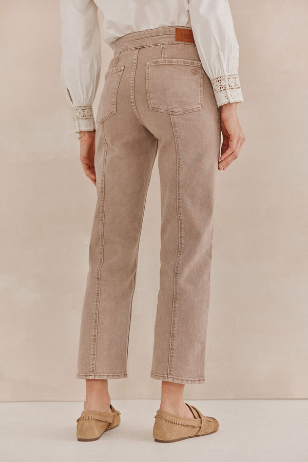 Hoss Intropia Poppy. Jeans cortes Marfil