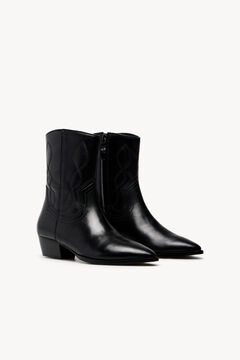 Hoss Intropia Maitane. Botines de piel Negro