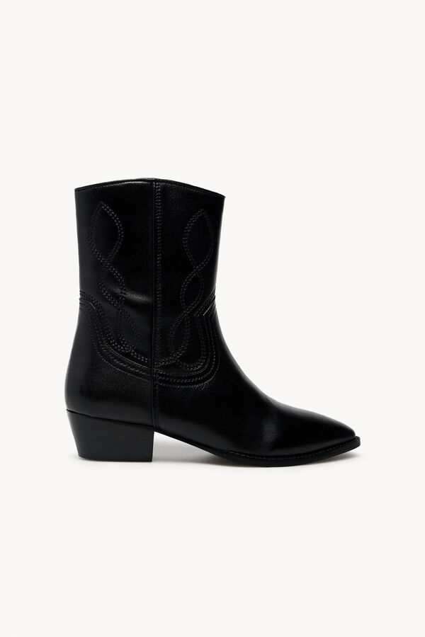 Hoss Intropia Maitane. Botines de piel Negro