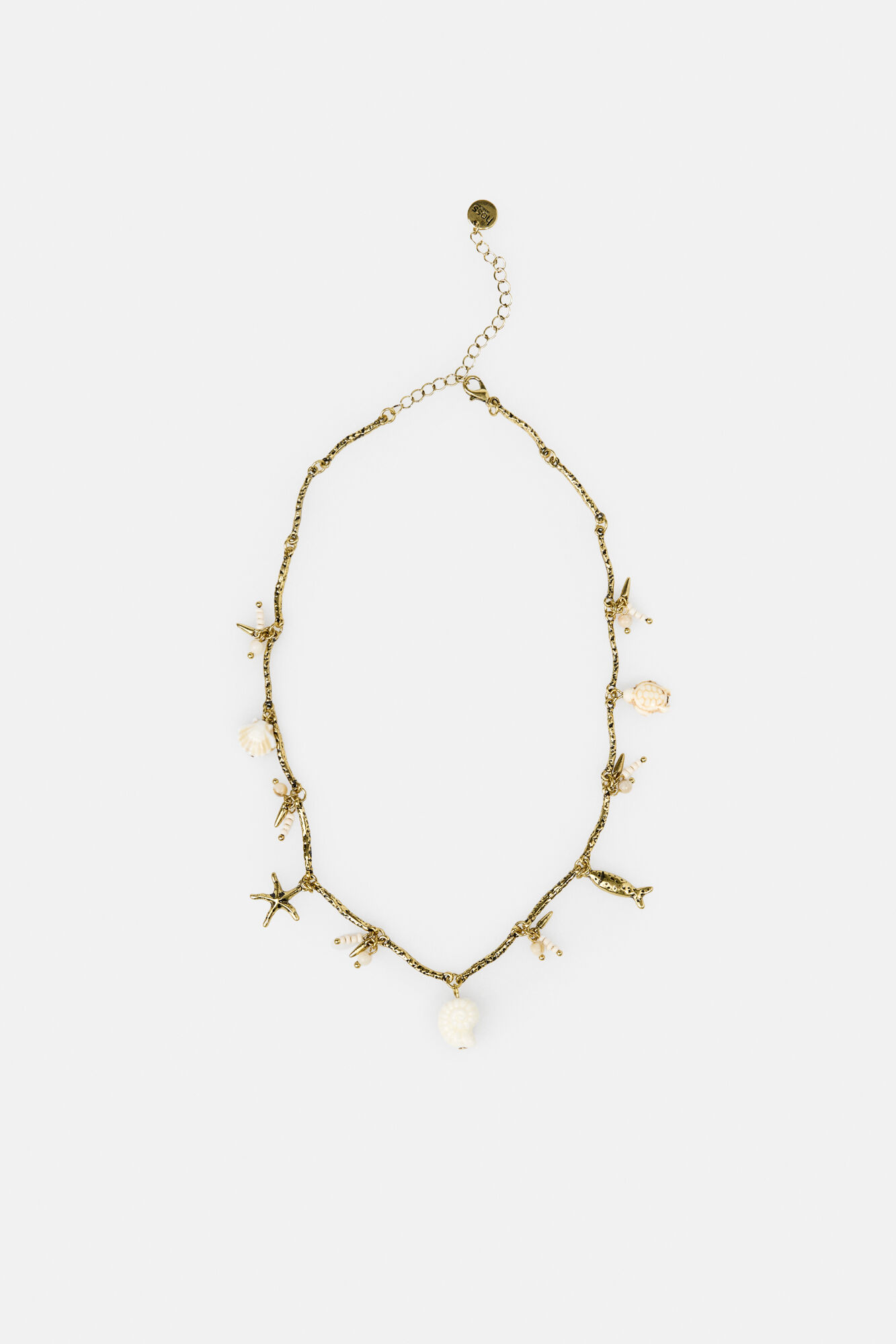 Hoss Intropia Posidonia. Collar solidario