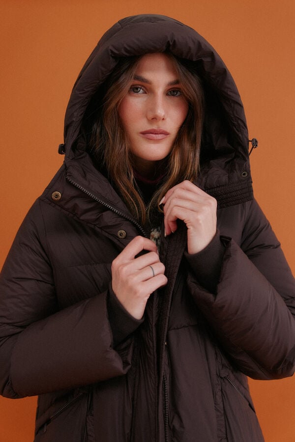 Hoss Intropia Diletta. Desportiva acolchoado Castanho