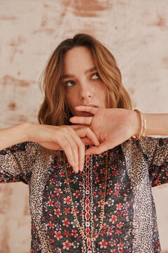 Hoss Intropia Creta. Blusa estampada. Estampado rojo