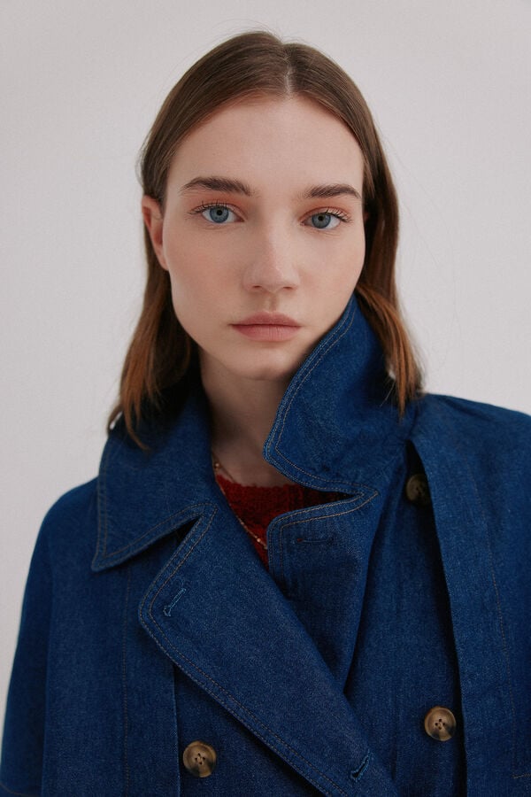 Hoss Intropia Darelle. Gabardina em denim Azul