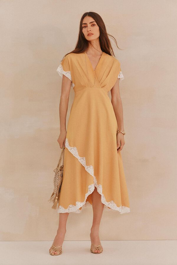Hoss Intropia Amanda. Vestido lencero Arena